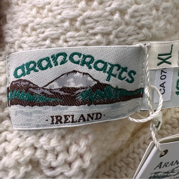 Aran Crafts 100% Merino Wool Natural Puffy Sleeve Sweater Size XL NWT - Picture 5 of 9
